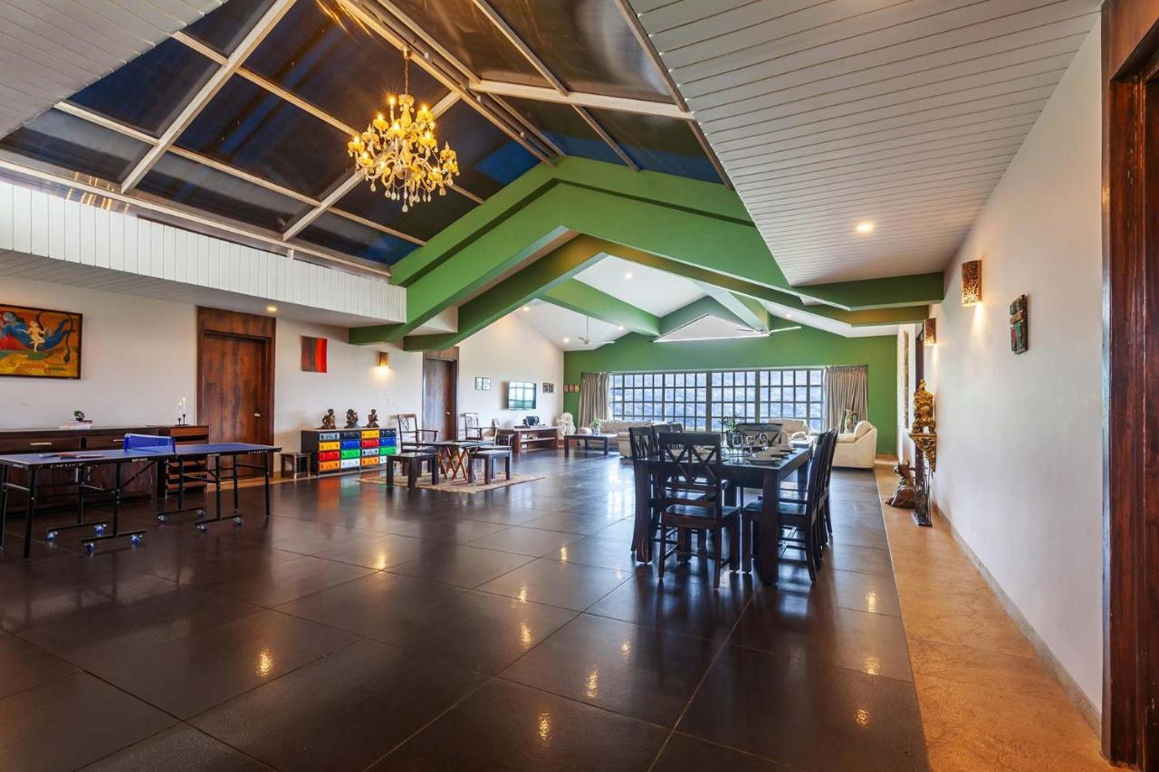 Stayvista'S Shivom Villa 12 - A Serene Escape With Views Of The Valley And Lake Лонавала Екстериор снимка
