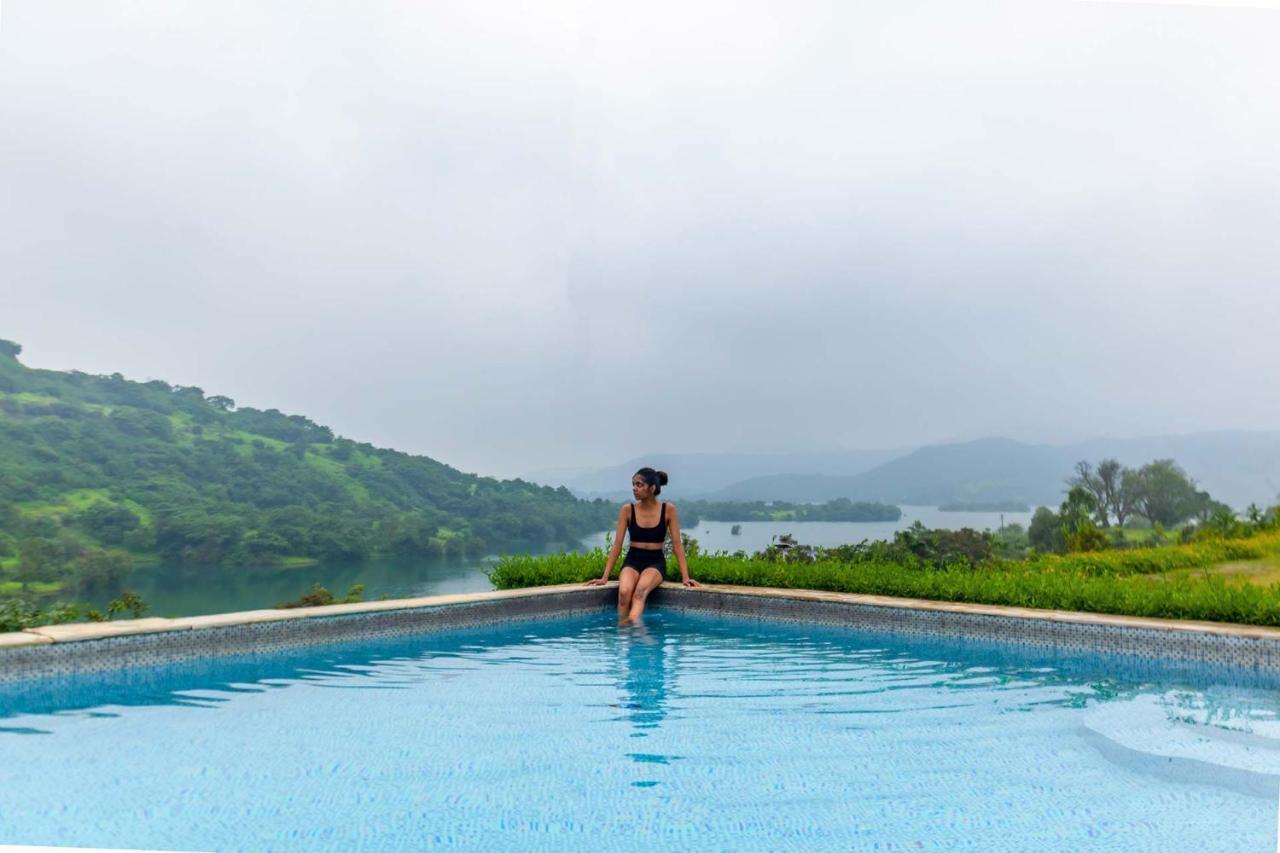 Stayvista'S Shivom Villa 12 - A Serene Escape With Views Of The Valley And Lake Лонавала Екстериор снимка